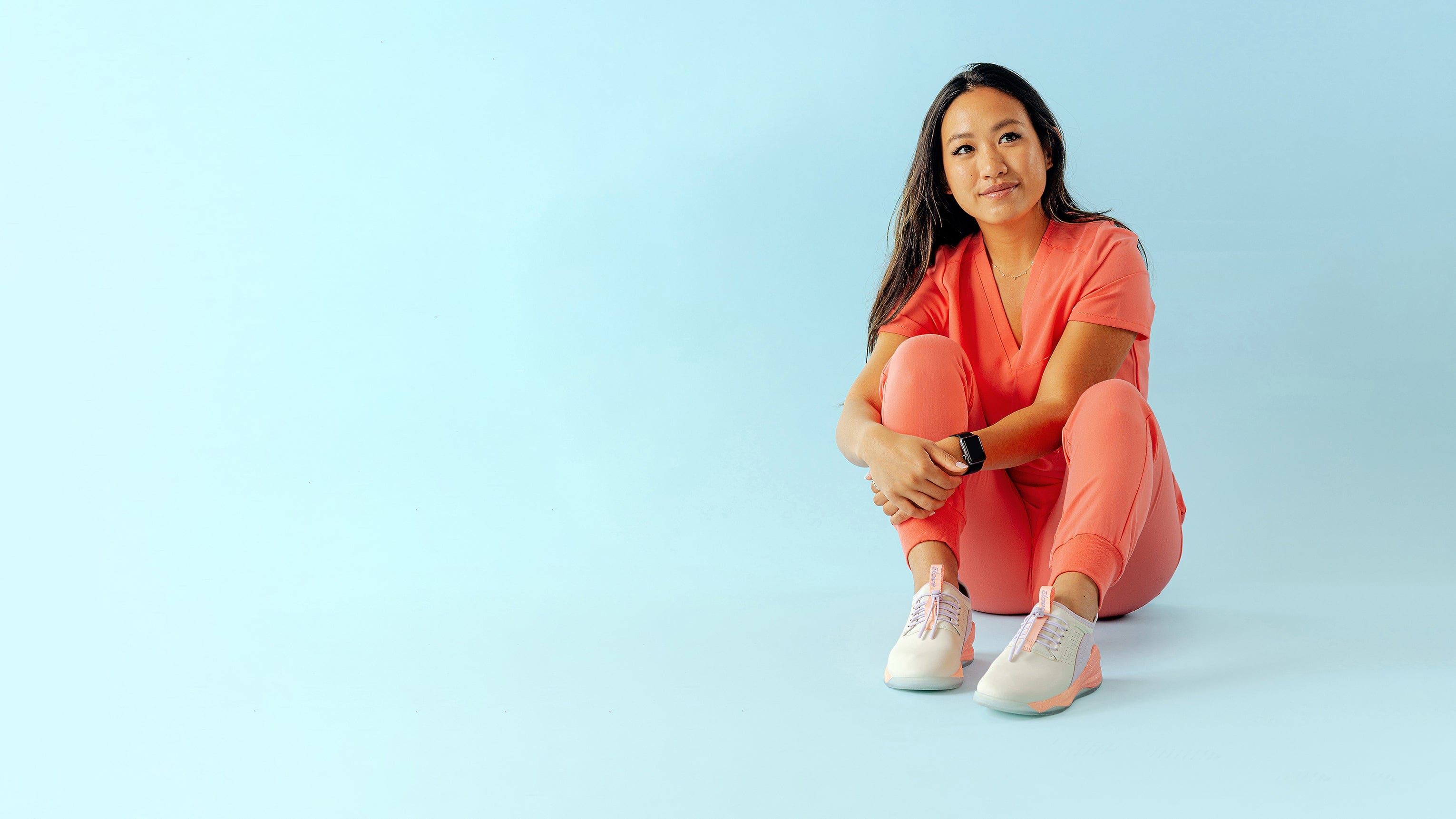 Nursing Shoes for Swollen Feet: What to Look For (And What to Avoid)