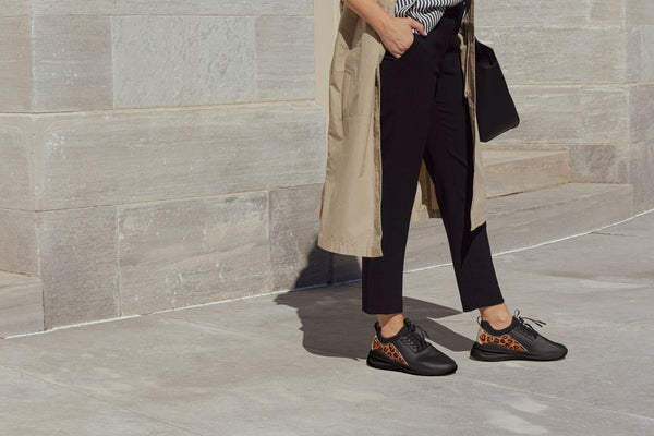 Black sneakers that look fashion like dress shoes