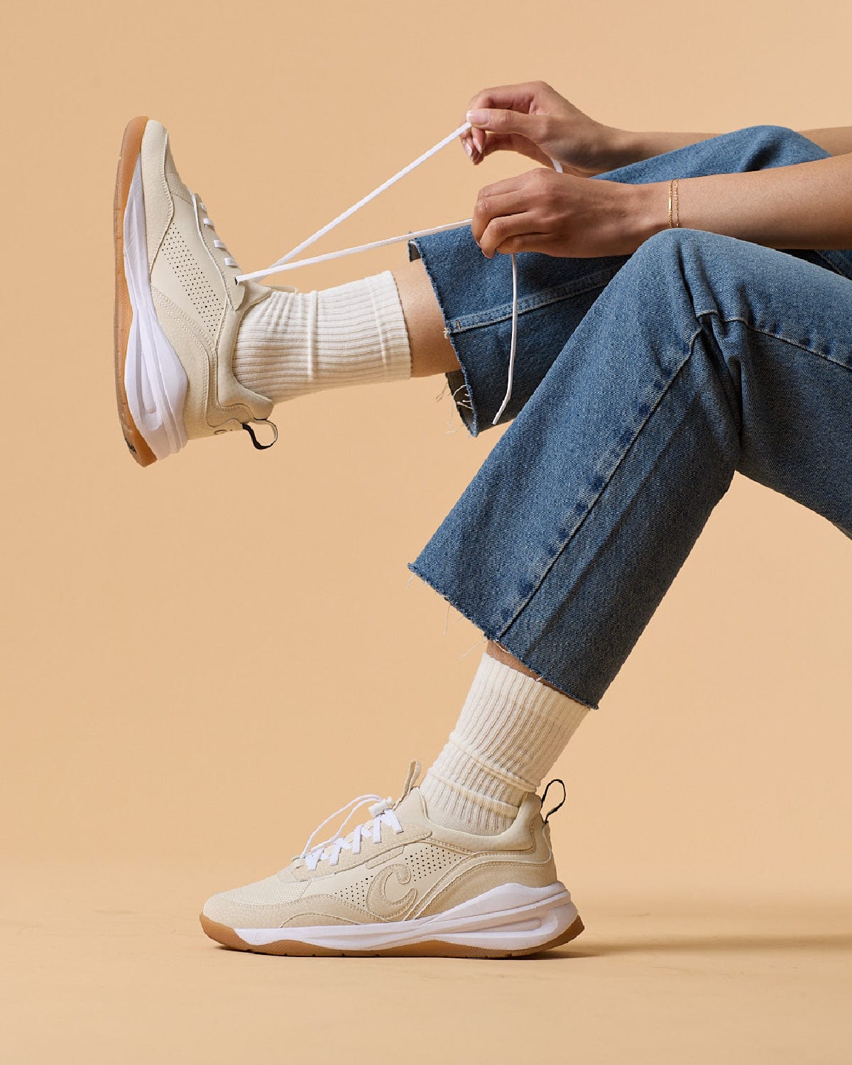 Women's Strada - Sand / White / Gum