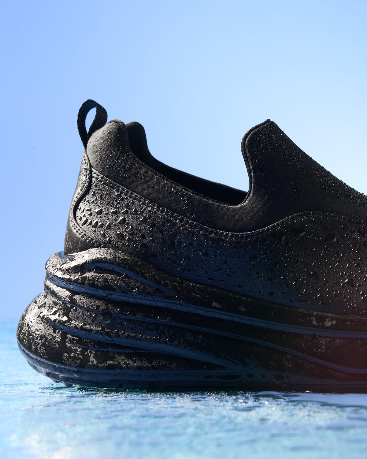 Women's Ona - All Black Option