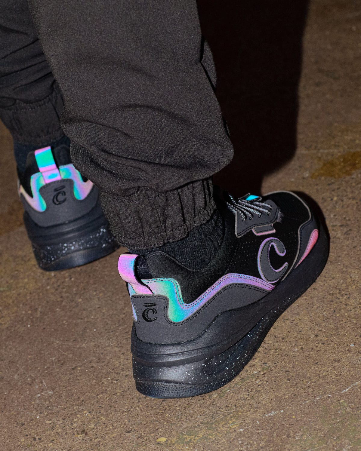 Women's Strada - Onyx Flash