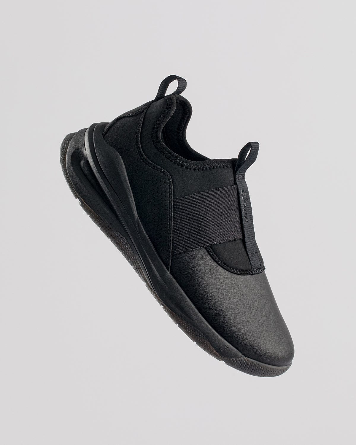 Men's Solo - All Black Option