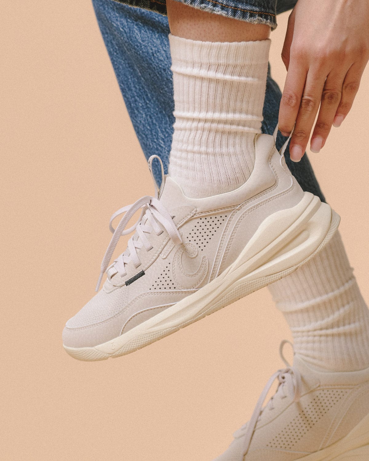 Women's Gray Sneaker | Clove