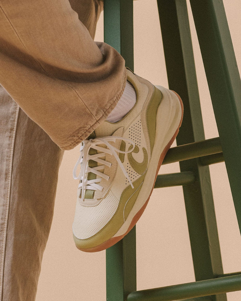 Men's Strada - Antique White / Sage / Gum