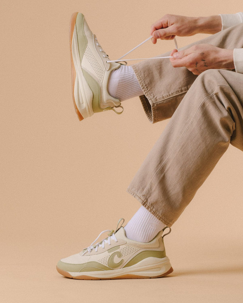 Men's Strada - Antique White / Sage / Gum
