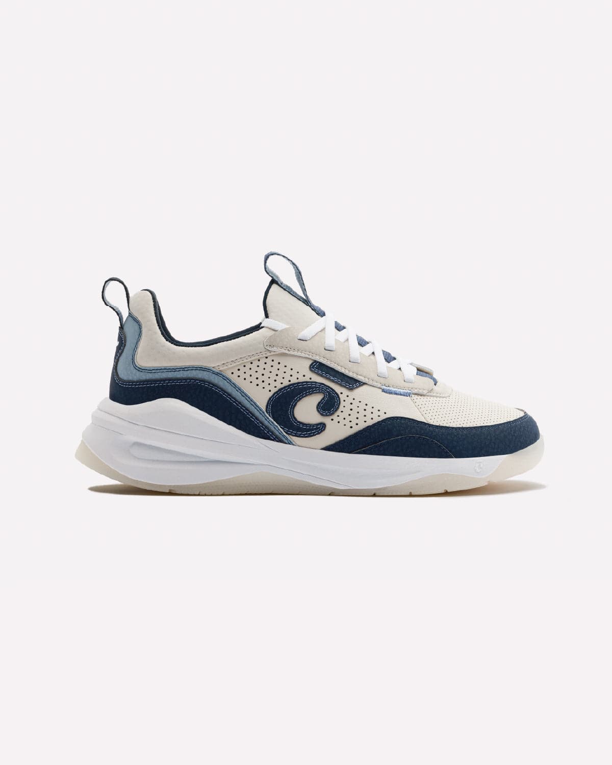 Women's Strada - Sand / Navy / White