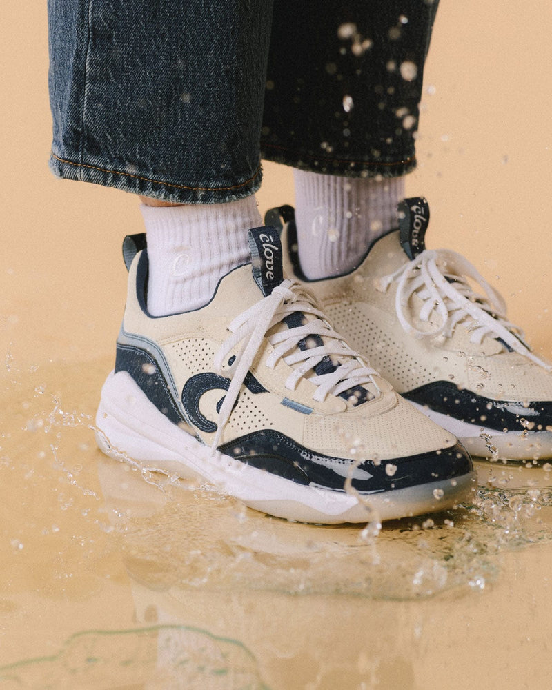 Women's Strada - Sand / Navy / White