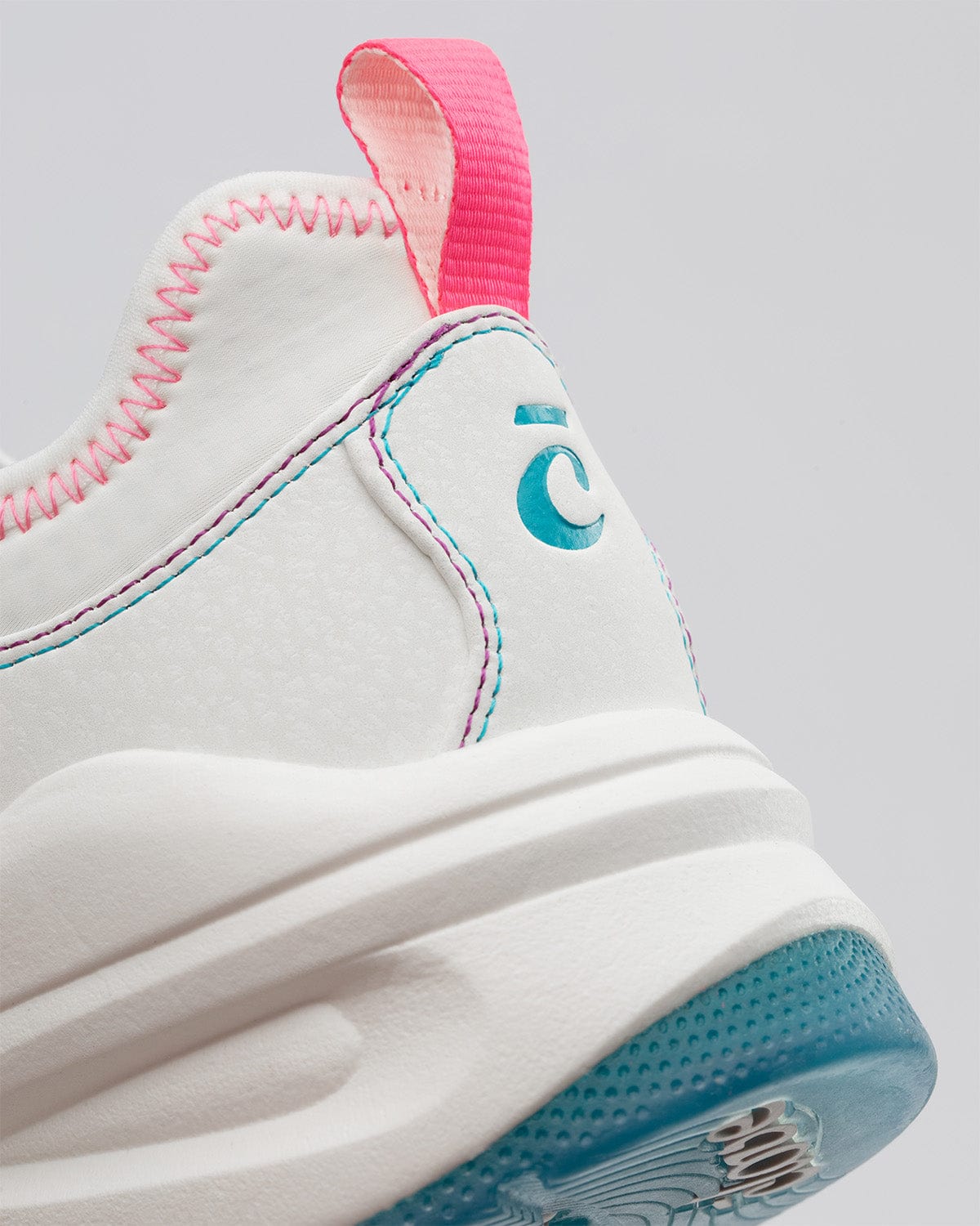 classic-fuchsia-fade-