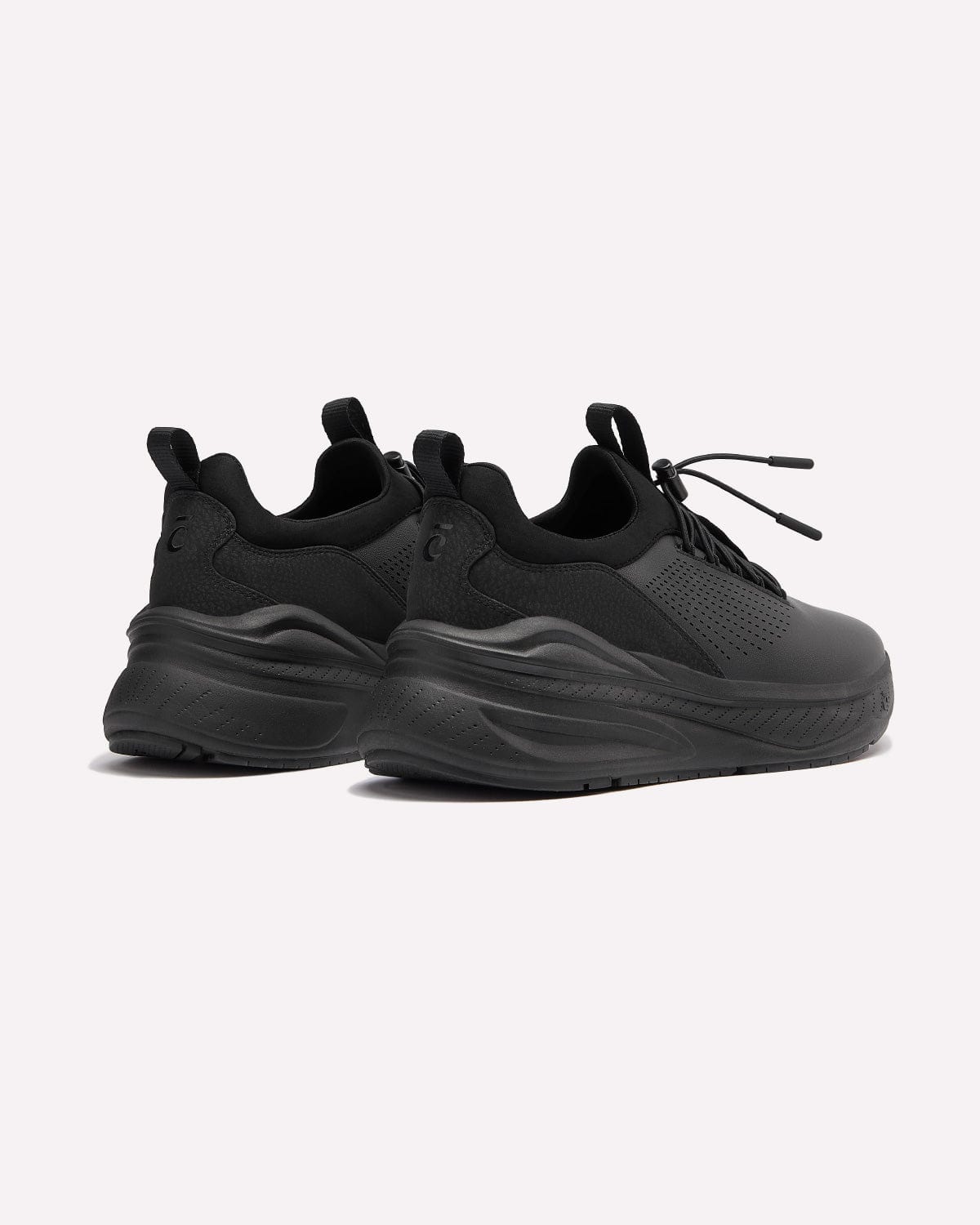 Women's Waterproof Black Sneakers | Clove