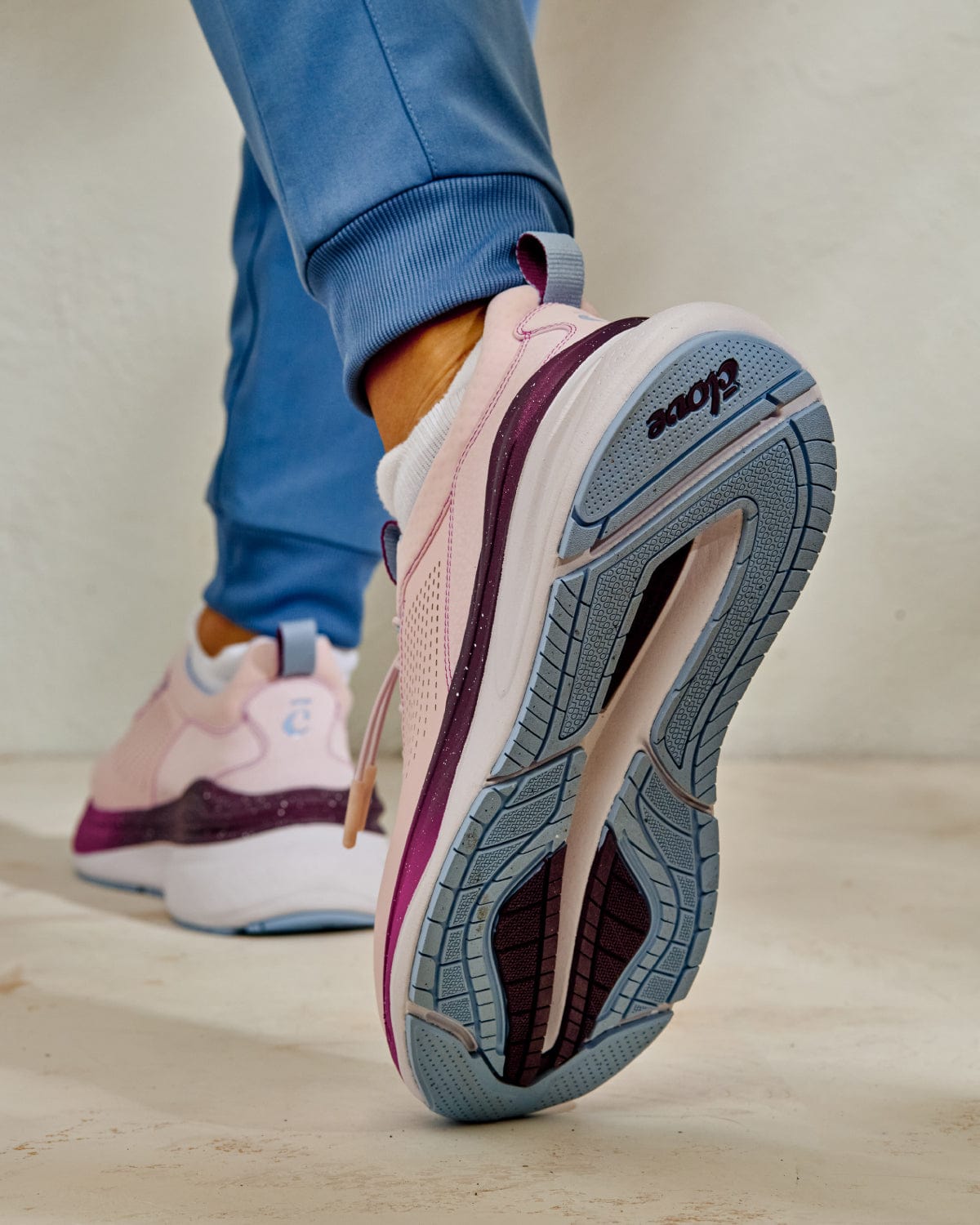 Women's Waterproof Pink Sneakers | Clove