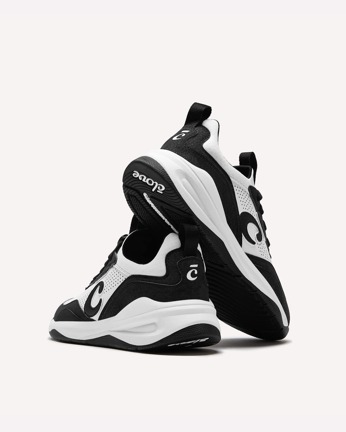 Women's Strada - White / Black
