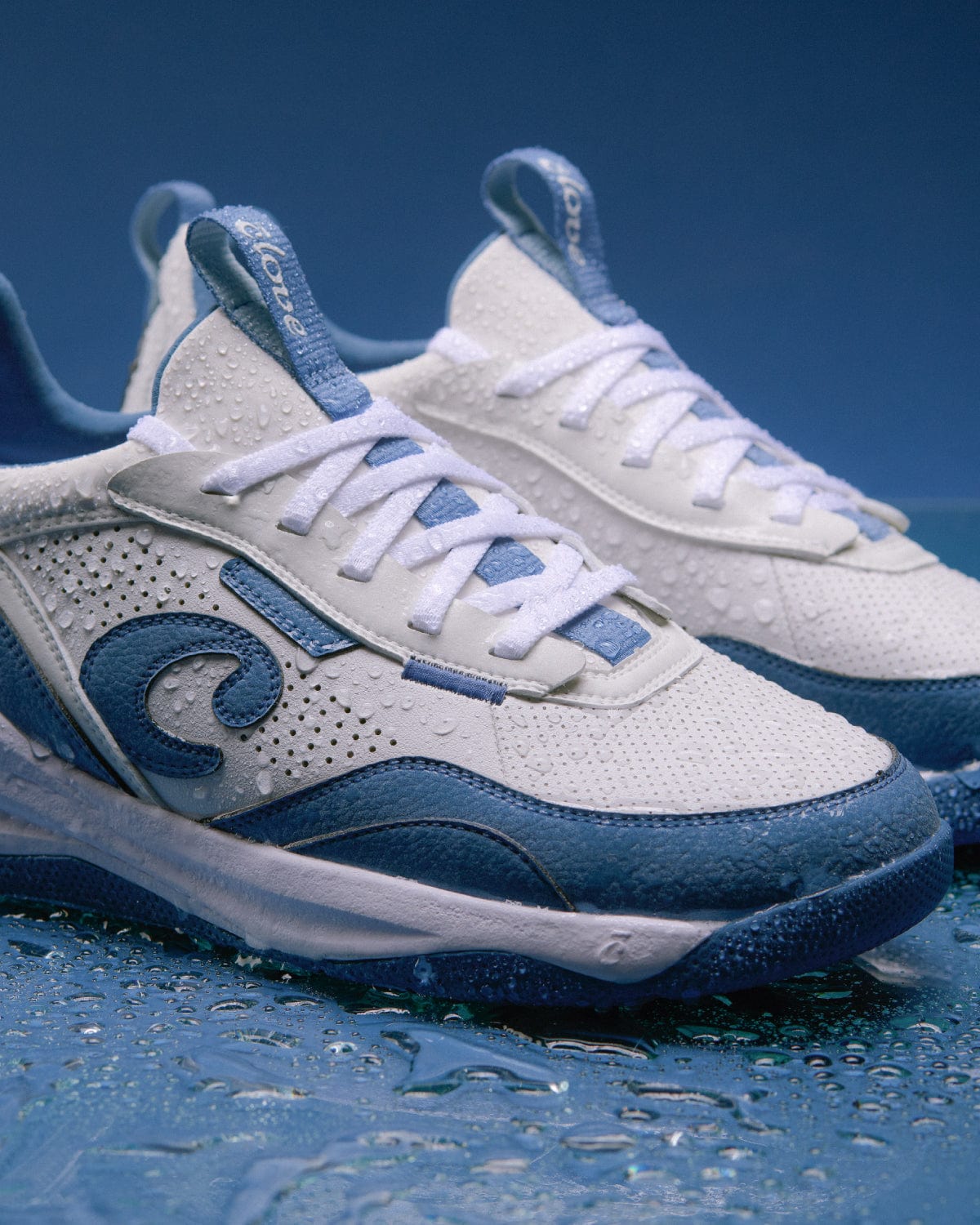Men's Strada - White / Ocean Blue