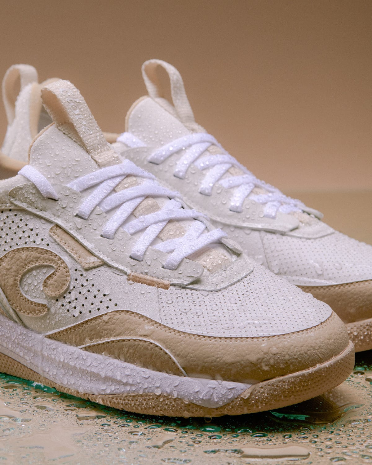 Men's Strada - White / Vintage Tan